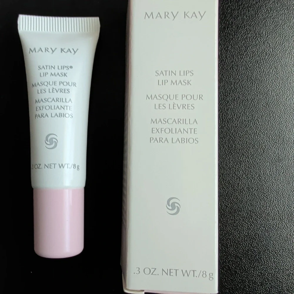 Mary Kay Satin Lips Lip Mask Exfoliating Treatment .3 oz 8g NIB 235100